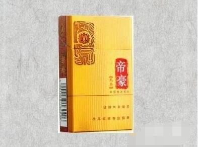 雪茄里面是碎片还是整张烟叶_雪茄里面是烟丝还是整片烟叶